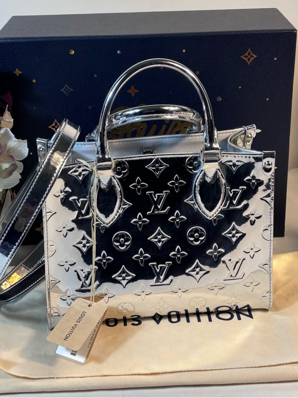 Louis Vuitton OntheGo Pm Mirror Sold